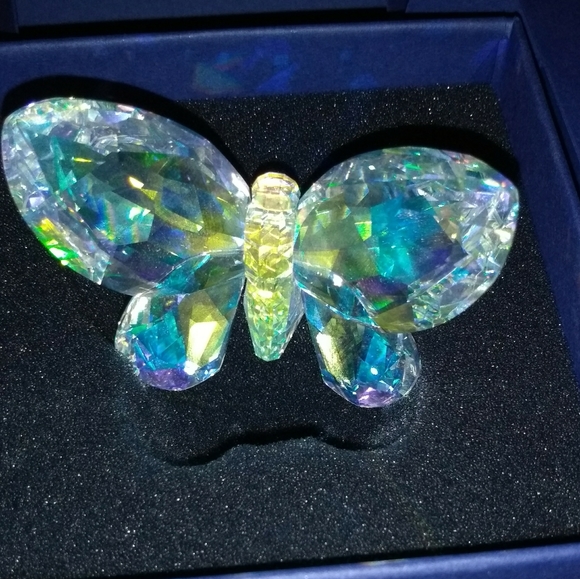 FINAL PRICE Rare Swarovski crystal Aurora Borealis crystal butterfly w box COA - Picture 2 of 6